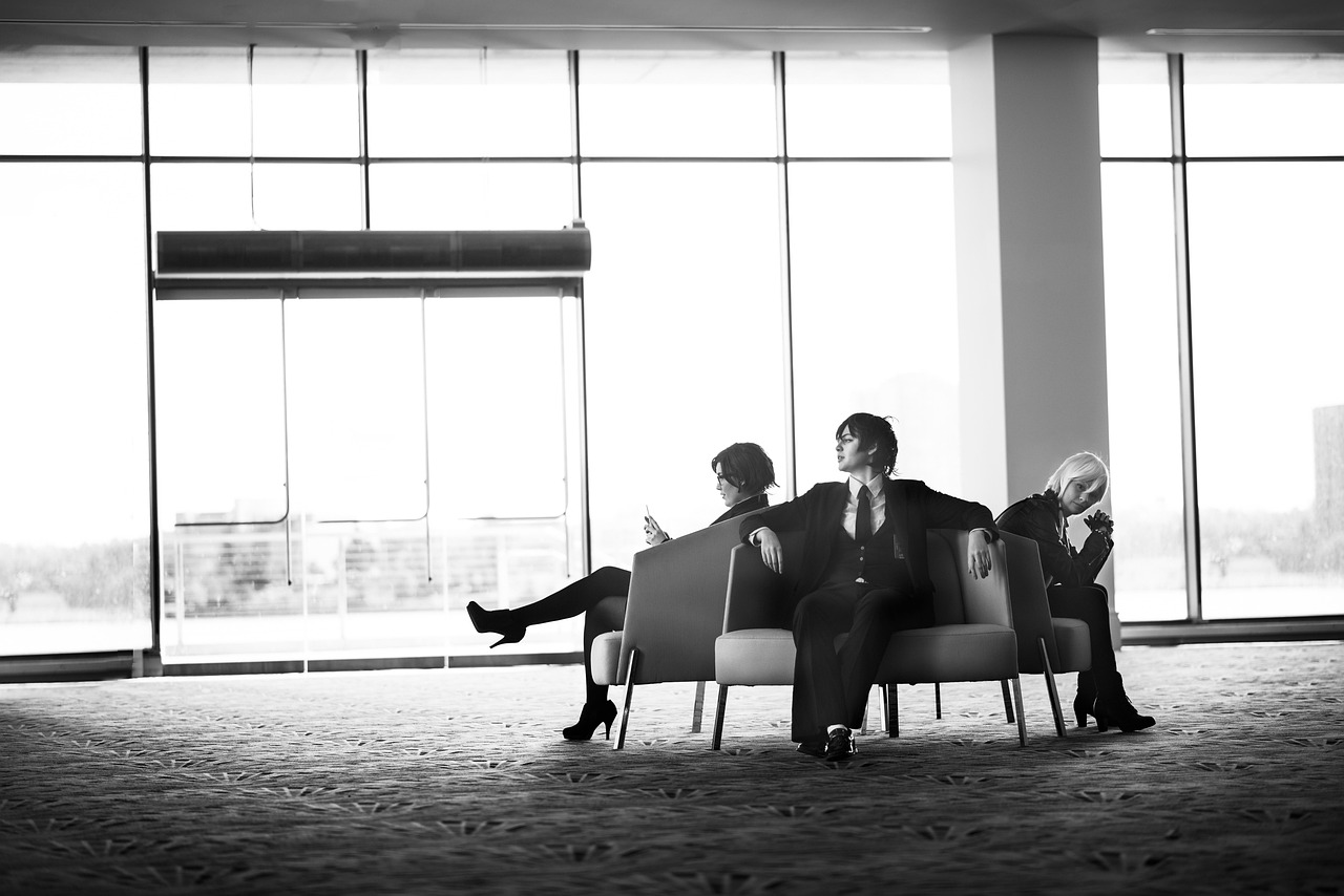 老微信号码批发：实名制和用户体验的关系