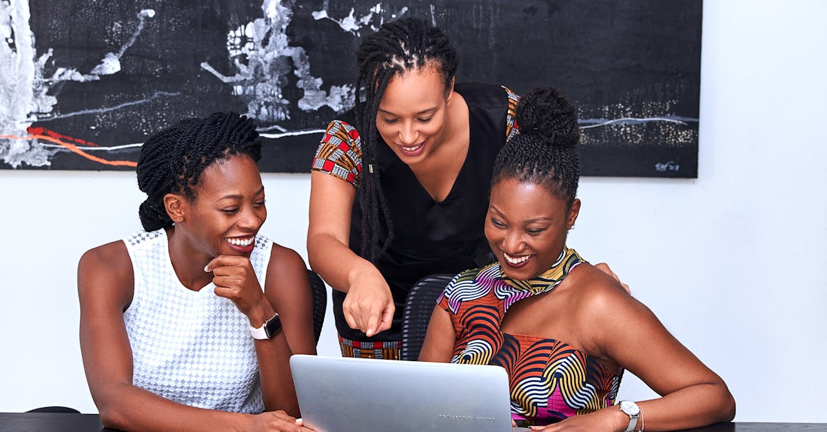 出口荷花（软）：苏州代理注册公司费用